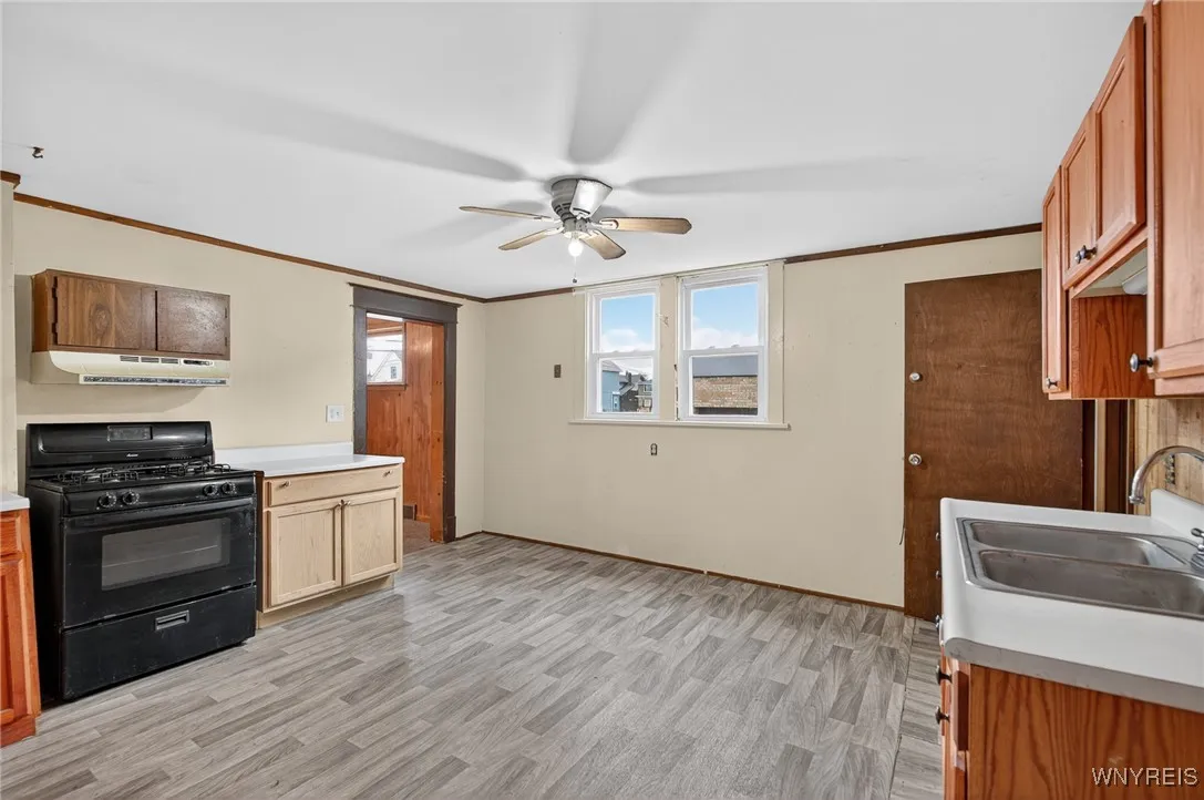 221 Kirby Avenue, Lackawanna, New York 14218, Lackawanna, New York 14218, 3 Bedrooms Bedrooms, ,2 BathroomsBathrooms,Residential,For Sale,221 Kirby Avenue, Lackawanna, New York 14218,0,B1651626