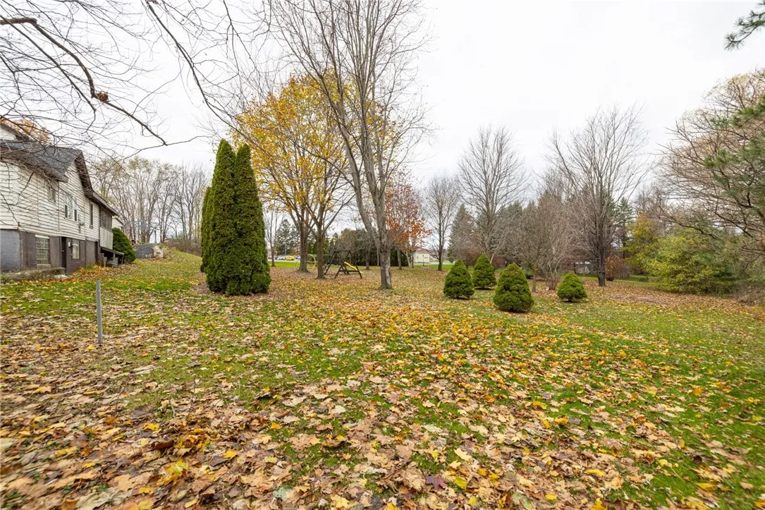 4451 Old Ridge Road, Williamson, New York 14589, Williamson, New York 14589, 6 Bedrooms Bedrooms, 9 Rooms Rooms,1 BathroomBathrooms,Residential,For Sale,4451 Old Ridge Road, Williamson, New York 14589,0,R1651431