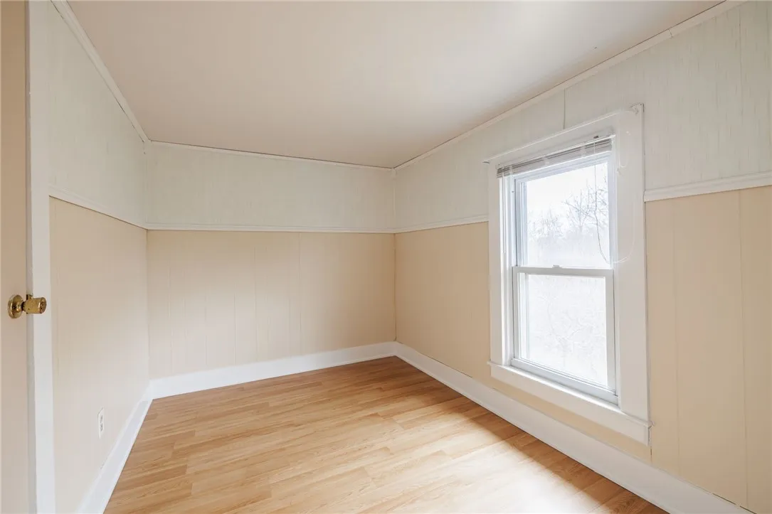 4451 Old Ridge Road, Williamson, New York 14589, Williamson, New York 14589, 6 Bedrooms Bedrooms, 9 Rooms Rooms,1 BathroomBathrooms,Residential,For Sale,4451 Old Ridge Road, Williamson, New York 14589,0,R1651431