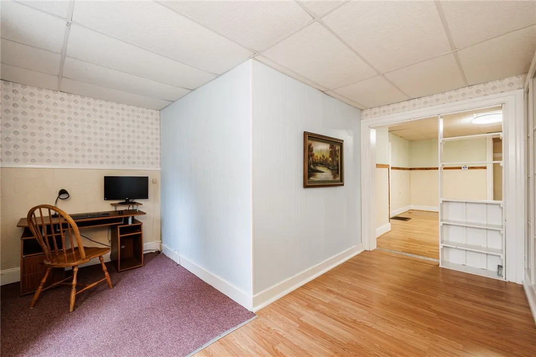 4451 Old Ridge Road, Williamson, New York 14589, Williamson, New York 14589, 6 Bedrooms Bedrooms, 9 Rooms Rooms,1 BathroomBathrooms,Residential,For Sale,4451 Old Ridge Road, Williamson, New York 14589,0,R1651431