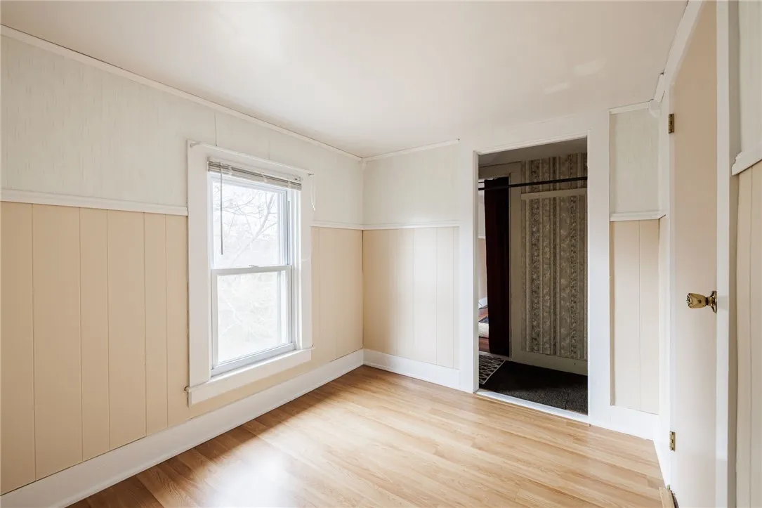 4451 Old Ridge Road, Williamson, New York 14589, Williamson, New York 14589, 6 Bedrooms Bedrooms, 9 Rooms Rooms,1 BathroomBathrooms,Residential,For Sale,4451 Old Ridge Road, Williamson, New York 14589,0,R1651431