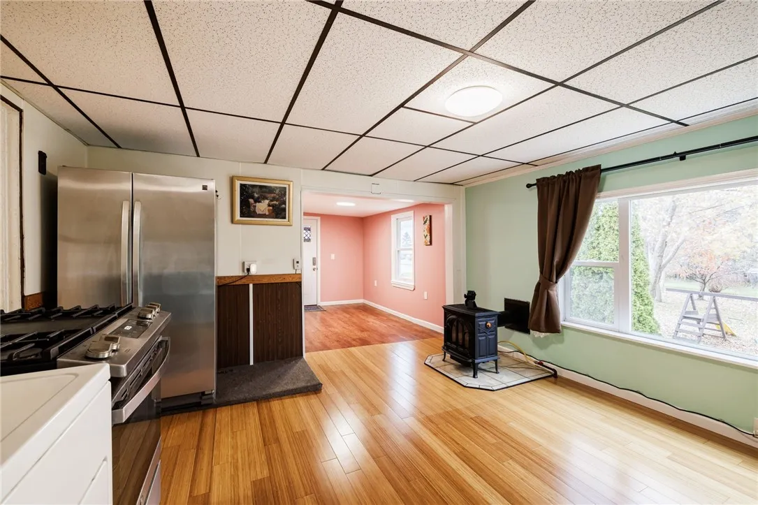 4451 Old Ridge Road, Williamson, New York 14589, Williamson, New York 14589, 6 Bedrooms Bedrooms, 9 Rooms Rooms,1 BathroomBathrooms,Residential,For Sale,4451 Old Ridge Road, Williamson, New York 14589,0,R1651431