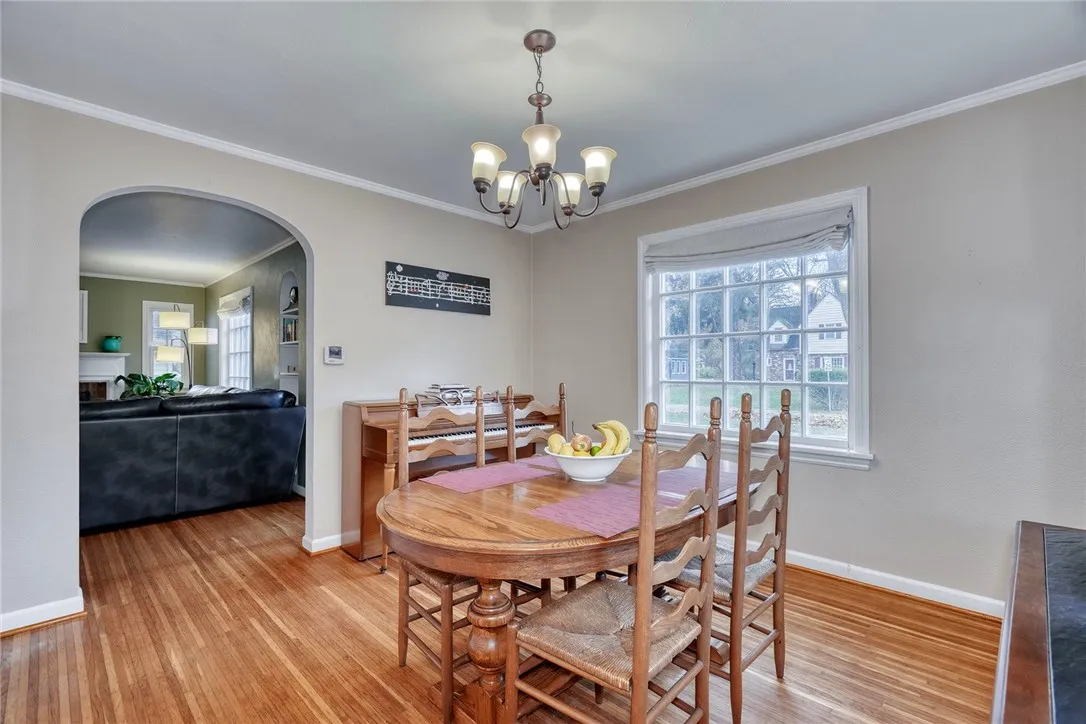 167 Commodore Parkway, Brighton, New York 14625, Brighton, New York 14625, 3 Bedrooms Bedrooms, 6 Rooms Rooms,1 BathroomBathrooms,Residential,For Sale,167 Commodore Parkway, Brighton, New York 14625,0,R1651711