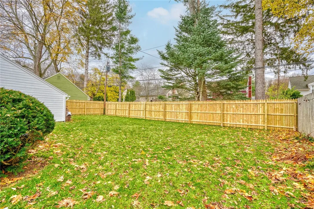 167 Commodore Parkway, Brighton, New York 14625, Brighton, New York 14625, 3 Bedrooms Bedrooms, 6 Rooms Rooms,1 BathroomBathrooms,Residential,For Sale,167 Commodore Parkway, Brighton, New York 14625,0,R1651711