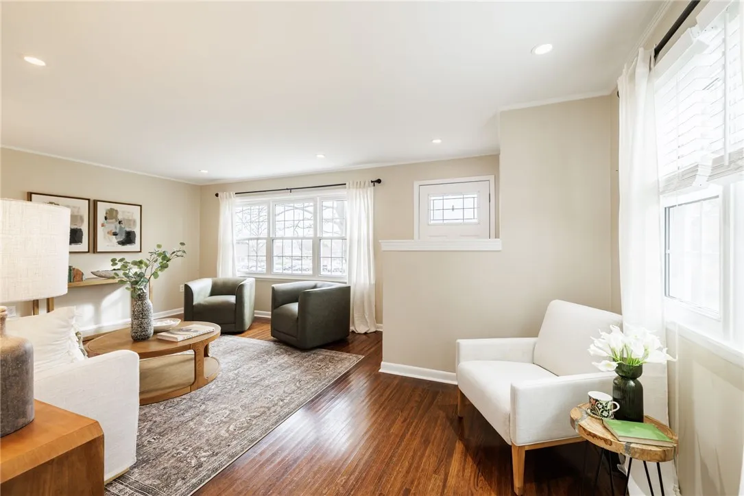 178 Parrish Street, Canandaigua City, New York 144, Canandaigua City, New York 14424, 2 Bedrooms Bedrooms, 5 Rooms Rooms,1 BathroomBathrooms,Residential,For Sale,178 Parrish Street, Canandaigua City, New York 144,0,R1651193