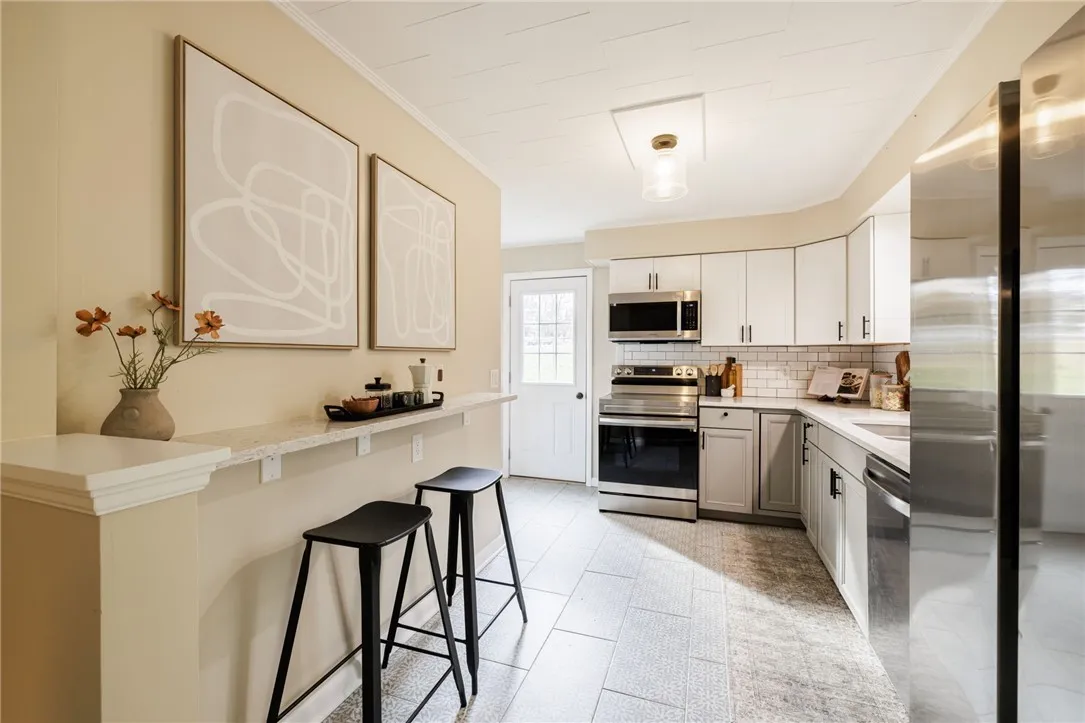 178 Parrish Street, Canandaigua City, New York 144, Canandaigua City, New York 14424, 2 Bedrooms Bedrooms, 5 Rooms Rooms,1 BathroomBathrooms,Residential,For Sale,178 Parrish Street, Canandaigua City, New York 144,0,R1651193