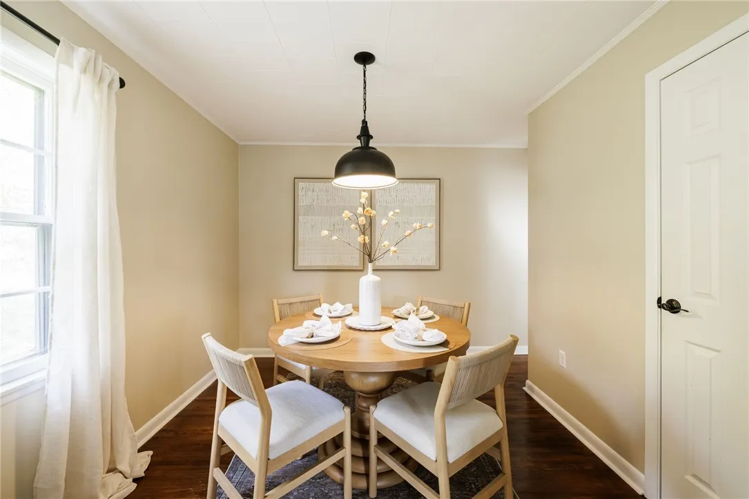 178 Parrish Street, Canandaigua City, New York 144, Canandaigua City, New York 14424, 2 Bedrooms Bedrooms, 5 Rooms Rooms,1 BathroomBathrooms,Residential,For Sale,178 Parrish Street, Canandaigua City, New York 144,0,R1651193