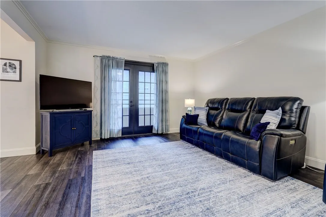 34 Wood Creek Drive, Pittsford, New York 14534, Pittsford, New York 14534, 2 Bedrooms Bedrooms, 5 Rooms Rooms,1 BathroomBathrooms,Residential,For Sale,34 Wood Creek Drive, Pittsford, New York 14534,0,R1651637