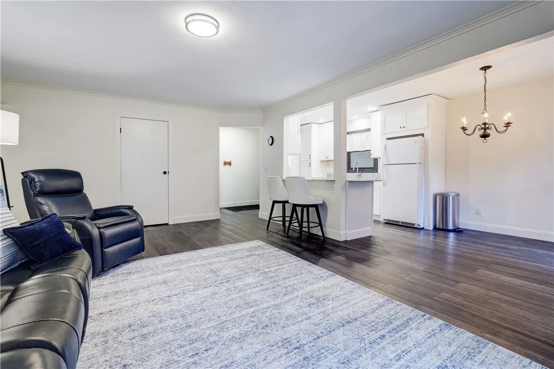 34 Wood Creek Drive, Pittsford, New York 14534, Pittsford, New York 14534, 2 Bedrooms Bedrooms, 5 Rooms Rooms,1 BathroomBathrooms,Residential,For Sale,34 Wood Creek Drive, Pittsford, New York 14534,0,R1651637