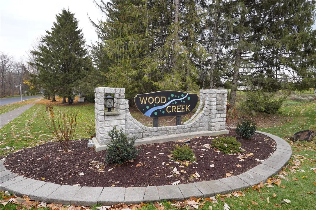 34 Wood Creek Drive, Pittsford, New York 14534, Pittsford, New York 14534, 2 Bedrooms Bedrooms, 5 Rooms Rooms,1 BathroomBathrooms,Residential,For Sale,34 Wood Creek Drive, Pittsford, New York 14534,0,R1651637