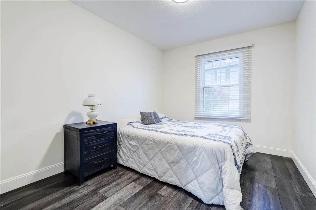 34 Wood Creek Drive, Pittsford, New York 14534, Pittsford, New York 14534, 2 Bedrooms Bedrooms, 5 Rooms Rooms,1 BathroomBathrooms,Residential,For Sale,34 Wood Creek Drive, Pittsford, New York 14534,0,R1651637