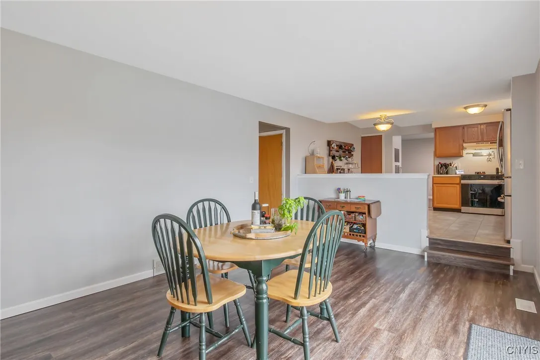 8614 Nazareth Drive, Cicero, New York 13039, Cicero, New York 13039, 3 Bedrooms Bedrooms, 7 Rooms Rooms,1 BathroomBathrooms,Residential,For Sale,8614 Nazareth Drive, Cicero, New York 13039,0,S1651573