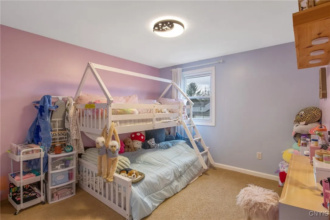 8614 Nazareth Drive, Cicero, New York 13039, Cicero, New York 13039, 3 Bedrooms Bedrooms, 7 Rooms Rooms,1 BathroomBathrooms,Residential,For Sale,8614 Nazareth Drive, Cicero, New York 13039,0,S1651573