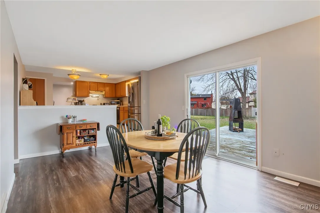 8614 Nazareth Drive, Cicero, New York 13039, Cicero, New York 13039, 3 Bedrooms Bedrooms, 7 Rooms Rooms,1 BathroomBathrooms,Residential,For Sale,8614 Nazareth Drive, Cicero, New York 13039,0,S1651573