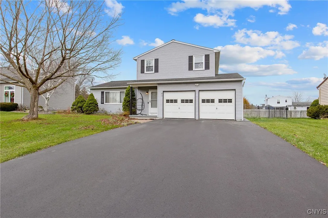 8614 Nazareth Drive, Cicero, New York 13039, Cicero, New York 13039, 3 Bedrooms Bedrooms, 7 Rooms Rooms,1 BathroomBathrooms,Residential,For Sale,8614 Nazareth Drive, Cicero, New York 13039,0,S1651573