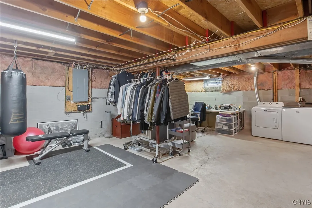 8614 Nazareth Drive, Cicero, New York 13039, Cicero, New York 13039, 3 Bedrooms Bedrooms, 7 Rooms Rooms,1 BathroomBathrooms,Residential,For Sale,8614 Nazareth Drive, Cicero, New York 13039,0,S1651573