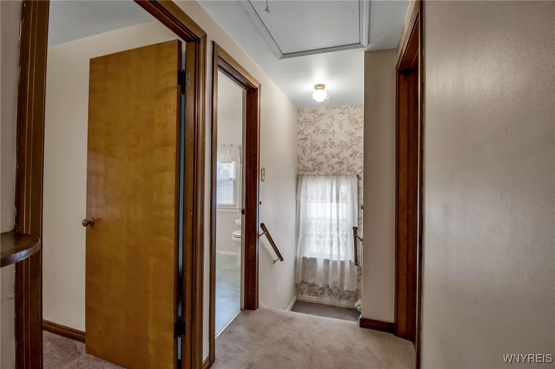 1226 87th Street, Niagara Falls, New York 14304, Niagara Falls, New York 14304, 3 Bedrooms Bedrooms, 7 Rooms Rooms,1 BathroomBathrooms,Residential,For Sale,1226 87th Street, Niagara Falls, New York 14304,0,B1651252