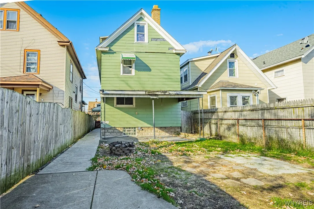 605 29th Street, Niagara Falls, New York 14301, Niagara Falls, New York 14301, 4 Bedrooms Bedrooms, 7 Rooms Rooms,1 BathroomBathrooms,Residential,Closed,605 29th Street, Niagara Falls, New York 14301,0,B1651415