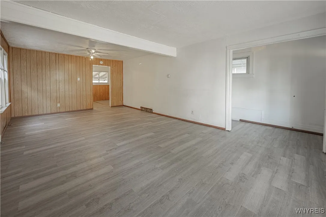 605 29th Street, Niagara Falls, New York 14301, Niagara Falls, New York 14301, 4 Bedrooms Bedrooms, 7 Rooms Rooms,1 BathroomBathrooms,Residential,Closed,605 29th Street, Niagara Falls, New York 14301,0,B1651415