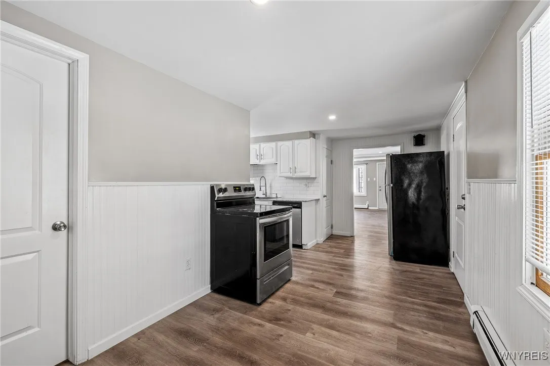 376 Roger Avenue, North Tonawanda, New York 14120, North Tonawanda, New York 14120, 2 Bedrooms Bedrooms, 5 Rooms Rooms,1 BathroomBathrooms,Residential,For Sale,376 Roger Avenue, North Tonawanda, New York 14120,0,B1649510