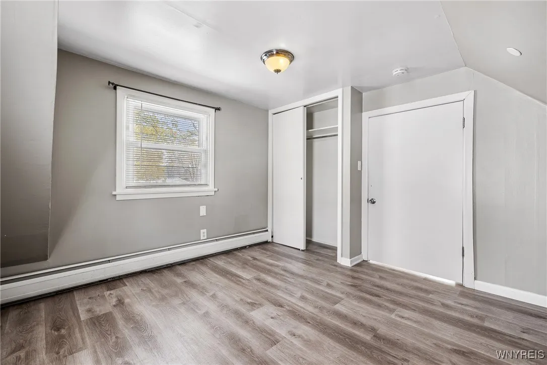 376 Roger Avenue, North Tonawanda, New York 14120, North Tonawanda, New York 14120, 2 Bedrooms Bedrooms, 5 Rooms Rooms,1 BathroomBathrooms,Residential,For Sale,376 Roger Avenue, North Tonawanda, New York 14120,0,B1649510