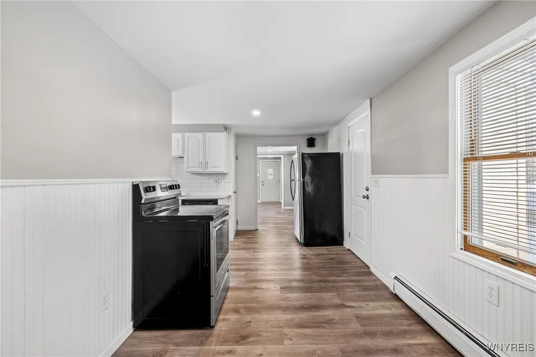 376 Roger Avenue, North Tonawanda, New York 14120, North Tonawanda, New York 14120, 2 Bedrooms Bedrooms, 5 Rooms Rooms,1 BathroomBathrooms,Residential,For Sale,376 Roger Avenue, North Tonawanda, New York 14120,0,B1649510
