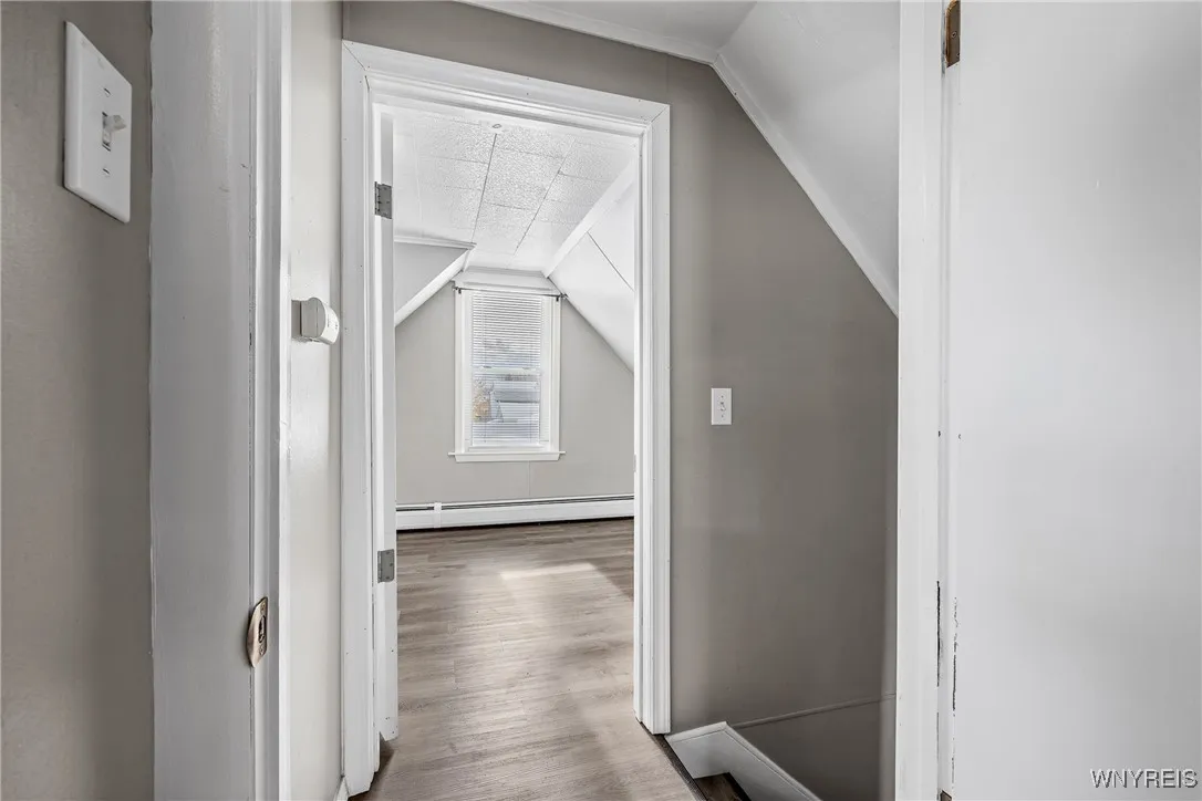 376 Roger Avenue, North Tonawanda, New York 14120, North Tonawanda, New York 14120, 2 Bedrooms Bedrooms, 5 Rooms Rooms,1 BathroomBathrooms,Residential,For Sale,376 Roger Avenue, North Tonawanda, New York 14120,0,B1649510