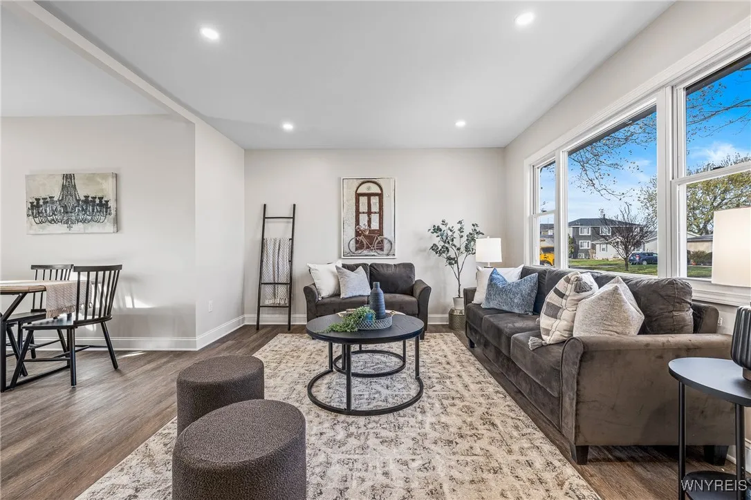 209 Parkedge Avenue, Tonawanda, New York 14150, Tonawanda, New York 14150, 3 Bedrooms Bedrooms, 5 Rooms Rooms,1 BathroomBathrooms,Residential,For Sale,209 Parkedge Avenue, Tonawanda, New York 14150,0,B1651741