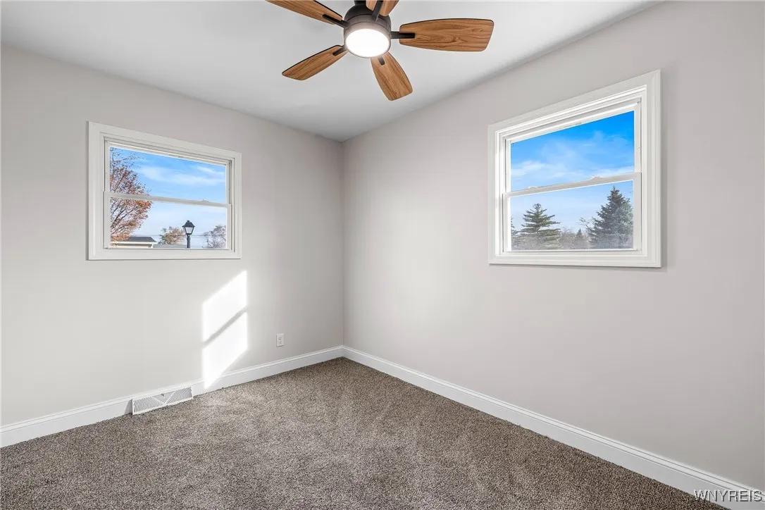 209 Parkedge Avenue, Tonawanda, New York 14150, Tonawanda, New York 14150, 3 Bedrooms Bedrooms, 5 Rooms Rooms,1 BathroomBathrooms,Residential,For Sale,209 Parkedge Avenue, Tonawanda, New York 14150,0,B1651741