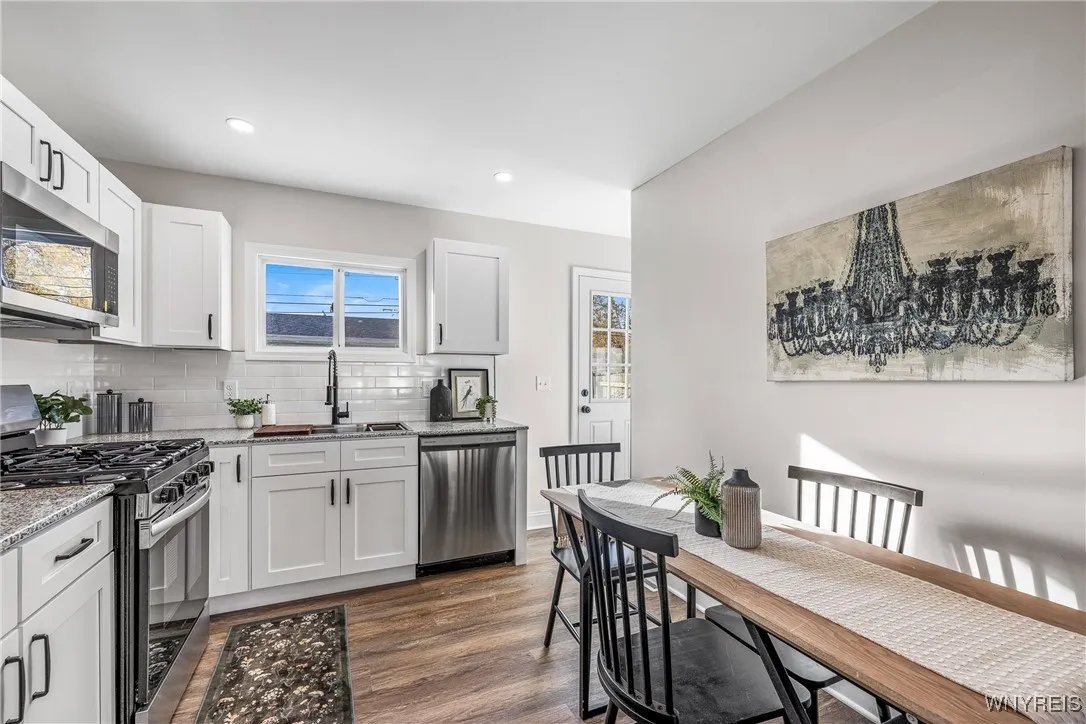 209 Parkedge Avenue, Tonawanda, New York 14150, Tonawanda, New York 14150, 3 Bedrooms Bedrooms, 5 Rooms Rooms,1 BathroomBathrooms,Residential,For Sale,209 Parkedge Avenue, Tonawanda, New York 14150,0,B1651741