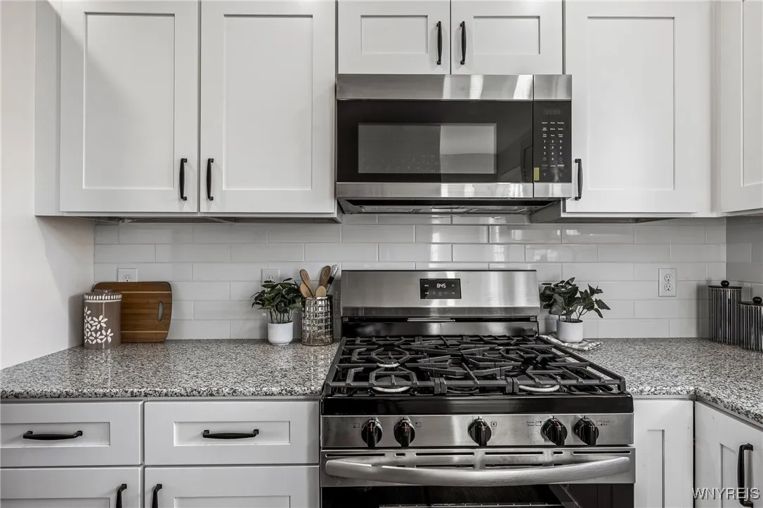 209 Parkedge Avenue, Tonawanda, New York 14150, Tonawanda, New York 14150, 3 Bedrooms Bedrooms, 5 Rooms Rooms,1 BathroomBathrooms,Residential,For Sale,209 Parkedge Avenue, Tonawanda, New York 14150,0,B1651741