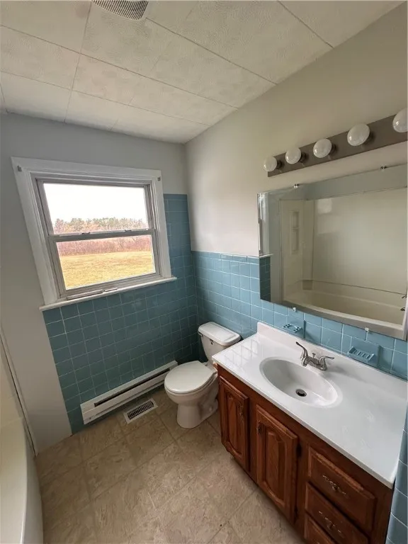 9176 Hayward Hill Road, Canadice, New York 14466, Canadice, New York 14466, 3 Bedrooms Bedrooms, 7 Rooms Rooms,1 BathroomBathrooms,Residential,For Sale,9176 Hayward Hill Road, Canadice, New York 14466,0,R1651737