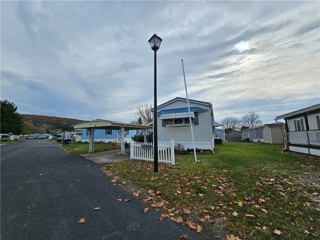 47 Cedar, Hornellsville, New York 14843, Hornellsville, New York 14843, 2 Bedrooms Bedrooms, 4 Rooms Rooms,1 BathroomBathrooms,Residential,For Sale,47 Cedar, Hornellsville, New York 14843,0,R1650288