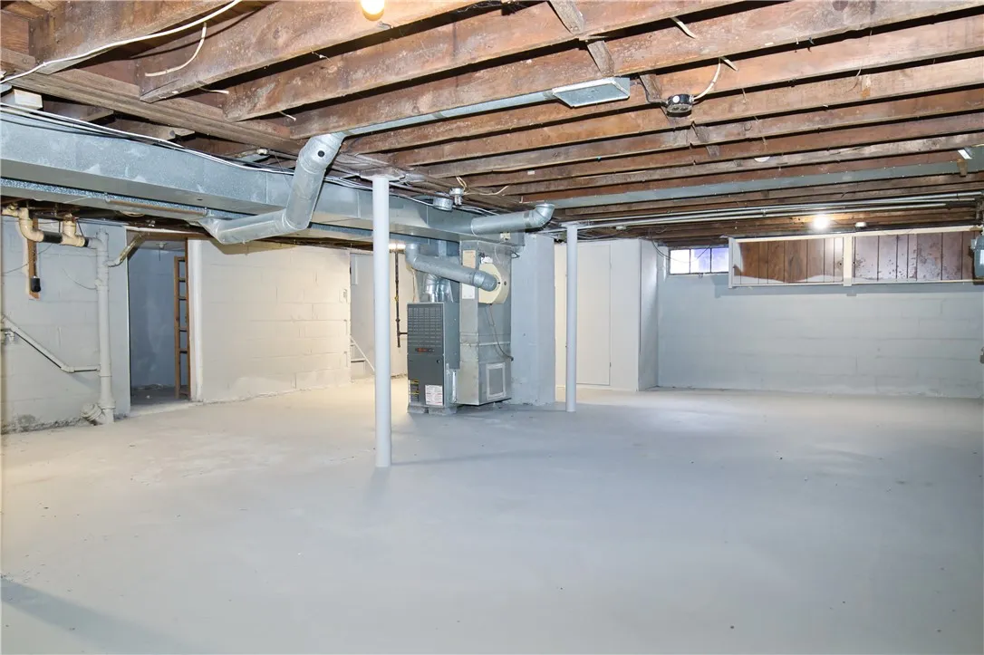 128 Wendhurst Drive, Greece, New York 14616, Greece, New York 14616, 3 Bedrooms Bedrooms, 7 Rooms Rooms,1 BathroomBathrooms,Residential,For Sale,128 Wendhurst Drive, Greece, New York 14616,0,R1651367