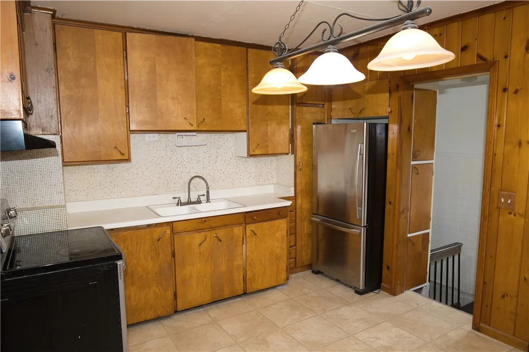 128 Wendhurst Drive, Greece, New York 14616, Greece, New York 14616, 3 Bedrooms Bedrooms, 7 Rooms Rooms,1 BathroomBathrooms,Residential,For Sale,128 Wendhurst Drive, Greece, New York 14616,0,R1651367