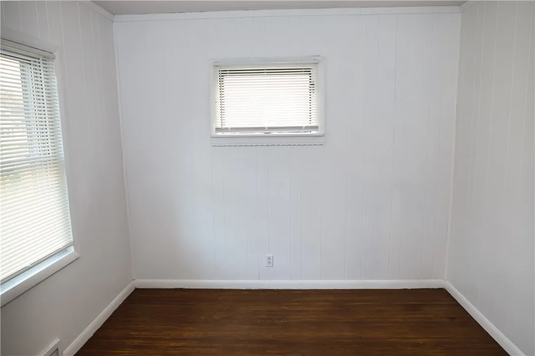 128 Wendhurst Drive, Greece, New York 14616, Greece, New York 14616, 3 Bedrooms Bedrooms, 7 Rooms Rooms,1 BathroomBathrooms,Residential,For Sale,128 Wendhurst Drive, Greece, New York 14616,0,R1651367