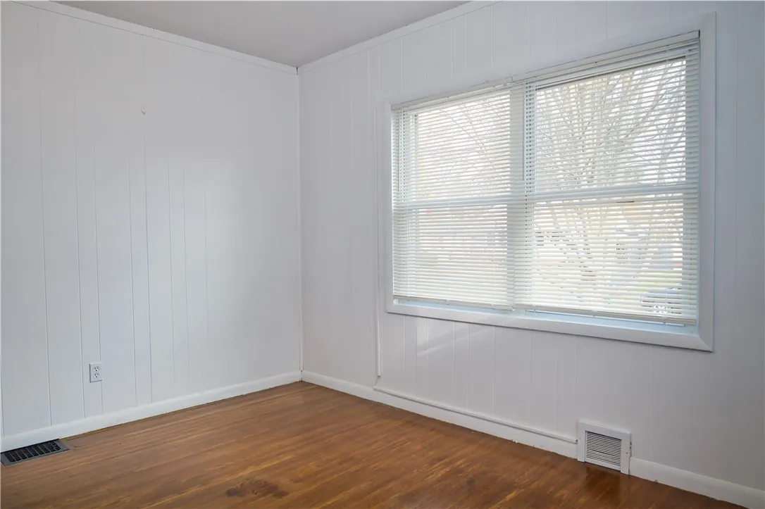 128 Wendhurst Drive, Greece, New York 14616, Greece, New York 14616, 3 Bedrooms Bedrooms, 7 Rooms Rooms,1 BathroomBathrooms,Residential,For Sale,128 Wendhurst Drive, Greece, New York 14616,0,R1651367