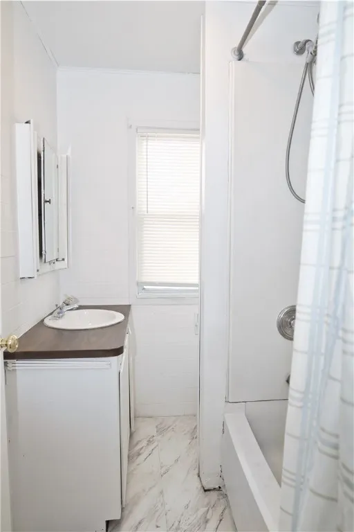 128 Wendhurst Drive, Greece, New York 14616, Greece, New York 14616, 3 Bedrooms Bedrooms, 7 Rooms Rooms,1 BathroomBathrooms,Residential,For Sale,128 Wendhurst Drive, Greece, New York 14616,0,R1651367