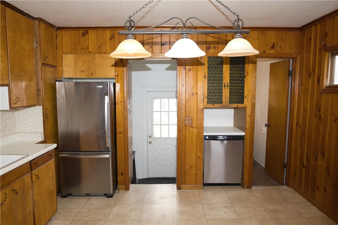 128 Wendhurst Drive, Greece, New York 14616, Greece, New York 14616, 3 Bedrooms Bedrooms, 7 Rooms Rooms,1 BathroomBathrooms,Residential,For Sale,128 Wendhurst Drive, Greece, New York 14616,0,R1651367