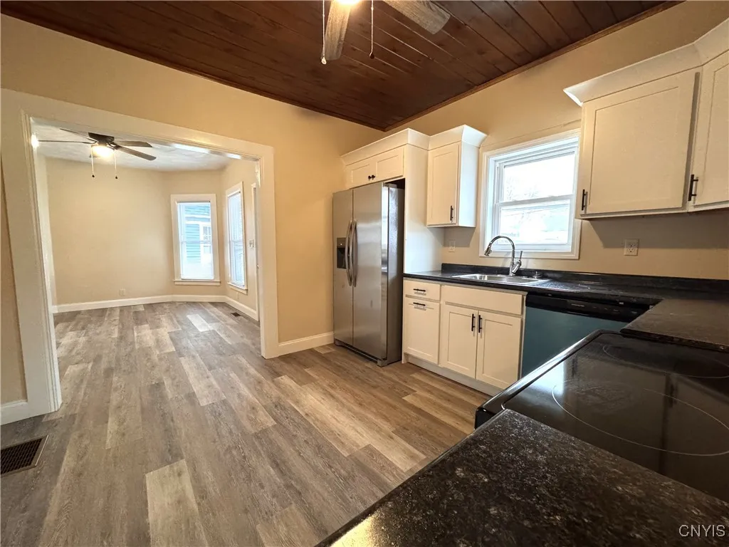 302 West German Street, Herkimer, New York 13350, Herkimer, New York 13350, 3 Bedrooms Bedrooms, 7 Rooms Rooms,1 BathroomBathrooms,Residential,For Sale,302 West German Street, Herkimer, New York 13350,0,S1650028