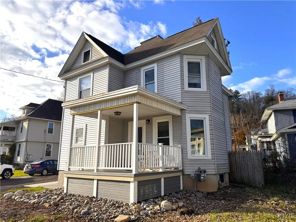 302 West German Street, Herkimer, New York 13350, Herkimer, New York 13350, 3 Bedrooms Bedrooms, 7 Rooms Rooms,1 BathroomBathrooms,Residential,For Sale,302 West German Street, Herkimer, New York 13350,0,S1650028