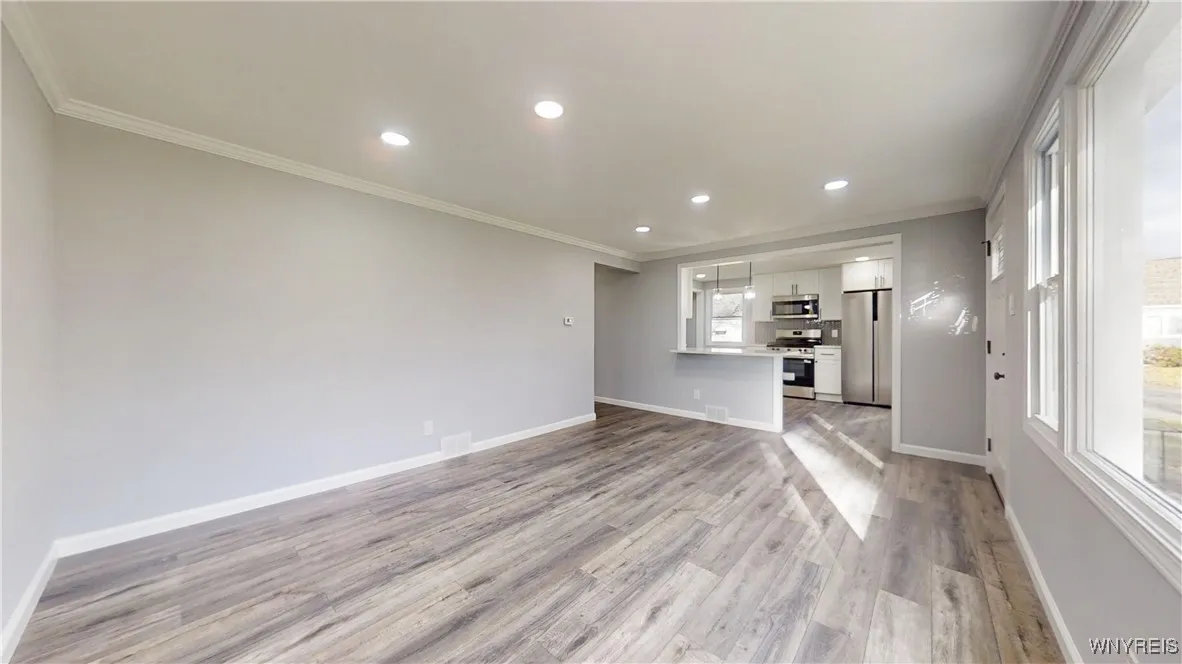 88 Marbeth Court, Buffalo, New York 14220, Buffalo, New York 14220, 3 Bedrooms Bedrooms, 6 Rooms Rooms,1 BathroomBathrooms,Residential,For Sale,88 Marbeth Court, Buffalo, New York 14220,0,B1651771