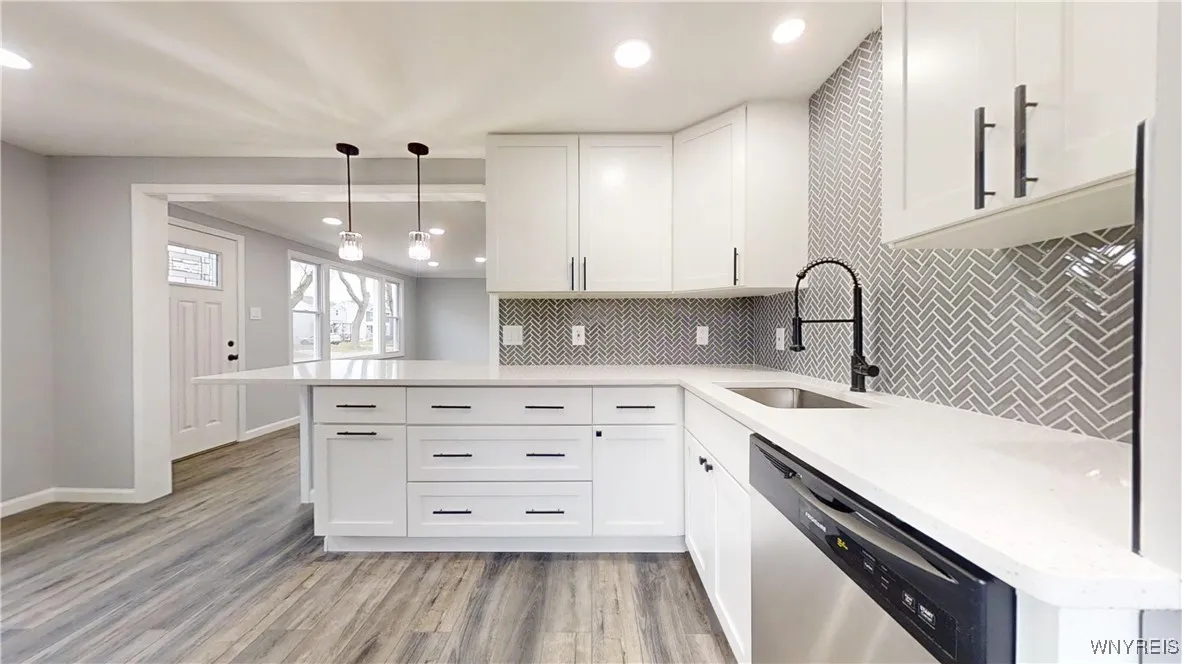 88 Marbeth Court, Buffalo, New York 14220, Buffalo, New York 14220, 3 Bedrooms Bedrooms, 6 Rooms Rooms,1 BathroomBathrooms,Residential,For Sale,88 Marbeth Court, Buffalo, New York 14220,0,B1651771