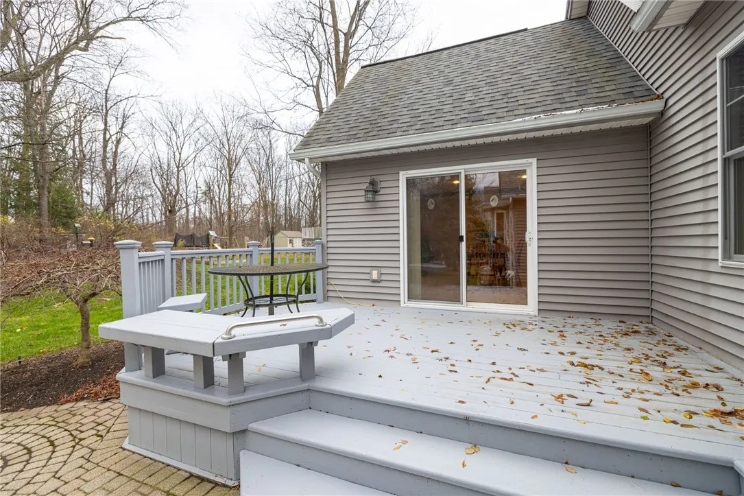 16 Coyote, Ogden, New York 14559, Ogden, New York 14559, 3 Bedrooms Bedrooms, 6 Rooms Rooms,2 BathroomsBathrooms,Residential,For Sale,16 Coyote, Ogden, New York 14559,0,R1651499