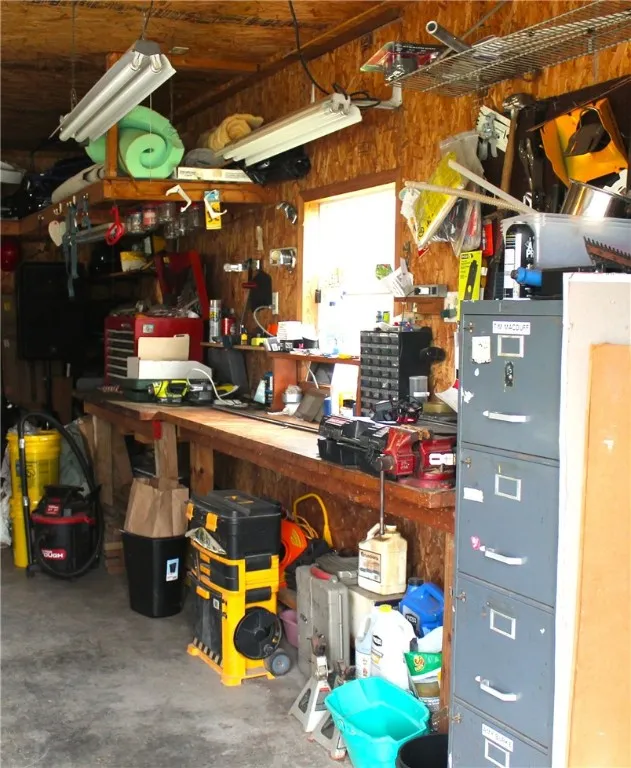 garage shop