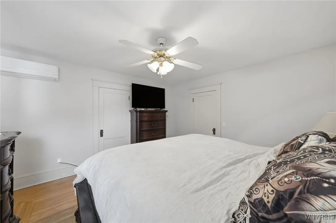 4466 Main Street, Royalton, New York 14067, Royalton, New York 14067, 4 Bedrooms Bedrooms, 10 Rooms Rooms,2 BathroomsBathrooms,Residential,For Sale,4466 Main Street, Royalton, New York 14067,0,B1651873