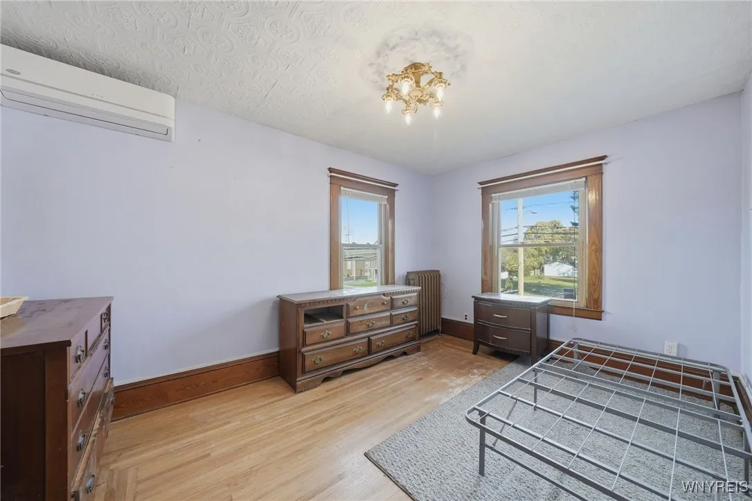 4466 Main Street, Royalton, New York 14067, Royalton, New York 14067, 4 Bedrooms Bedrooms, 10 Rooms Rooms,2 BathroomsBathrooms,Residential,For Sale,4466 Main Street, Royalton, New York 14067,0,B1651873