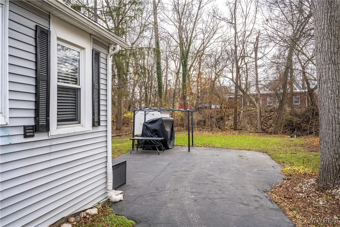 20 Clark Street, Lancaster, New York 14086, Lancaster, New York 14086, 3 Bedrooms Bedrooms, 6 Rooms Rooms,1 BathroomBathrooms,Residential,For Sale,20 Clark Street, Lancaster, New York 14086,0,B1651593