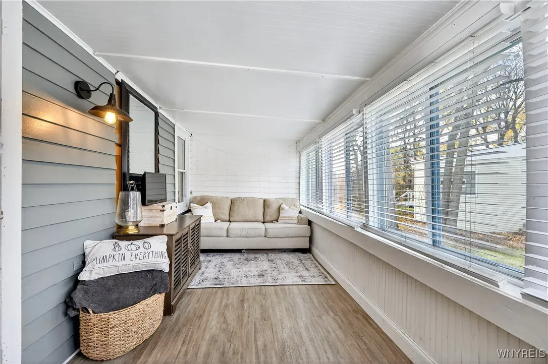 20 Clark Street, Lancaster, New York 14086, Lancaster, New York 14086, 3 Bedrooms Bedrooms, 6 Rooms Rooms,1 BathroomBathrooms,Residential,For Sale,20 Clark Street, Lancaster, New York 14086,0,B1651593