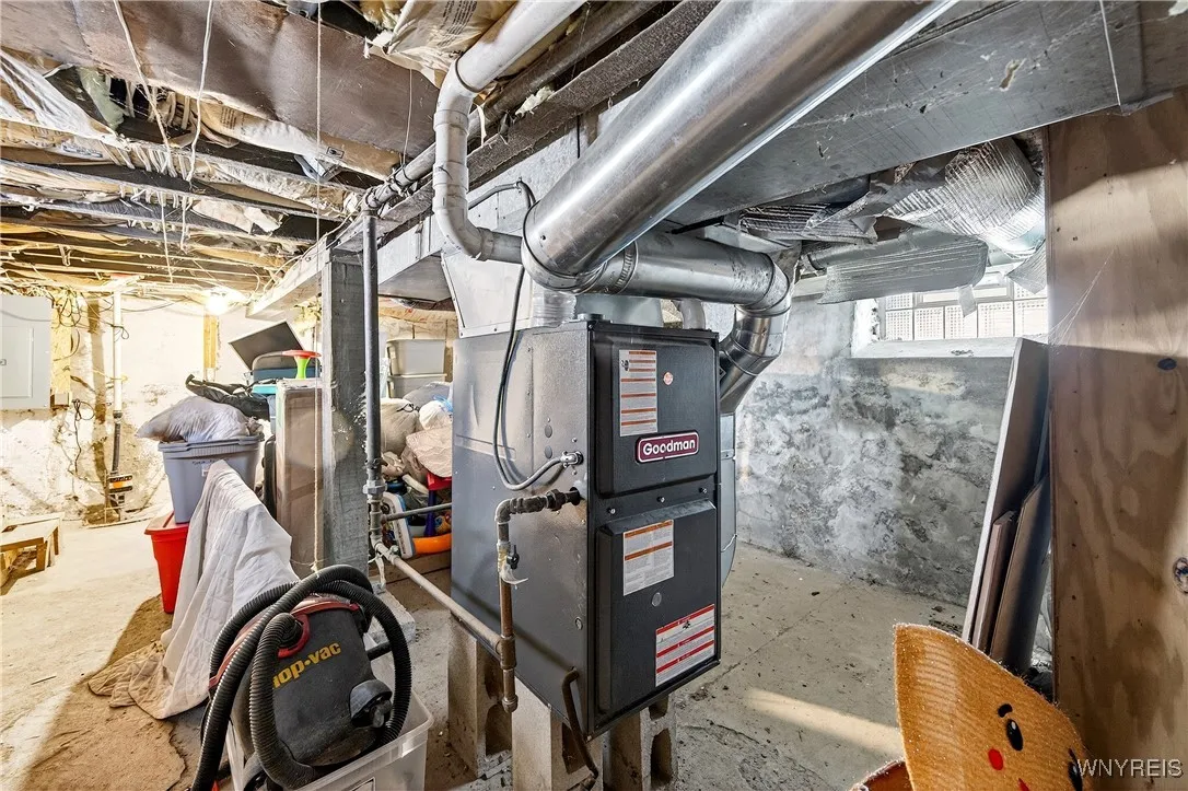 20 Clark Street, Lancaster, New York 14086, Lancaster, New York 14086, 3 Bedrooms Bedrooms, 6 Rooms Rooms,1 BathroomBathrooms,Residential,For Sale,20 Clark Street, Lancaster, New York 14086,0,B1651593